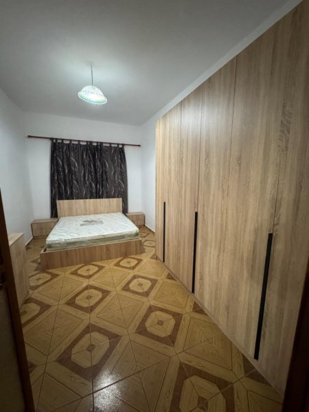 Tirane, jepet me qera apartament 1+1 Kati 2, 45 m² 500 € (ali demi)