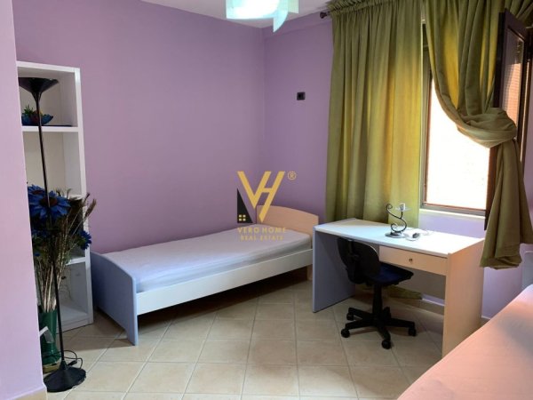 Tirane, jepet me qera apartament 2+1+Ballkon Kati 3, 113 m² 900 € (MINE PEZA)