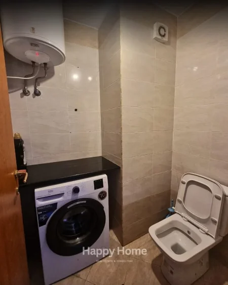 Tirane, jepet me qera apartament 2+1+Ballkon , 700 € 