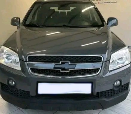 Tirane, shes Chevrolet captiva Benzin+Gaz, gri e erret manuale Klima 240.000 km 6.500 €