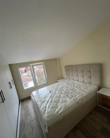Tirane, jepet me qera apartament 1+1+Ballkon Kati 3, 50 m² 450 € (RRUGA E ELBASANIT)