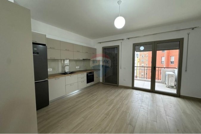 Shqiperi, jepet me qera apartament 1+1+Ballkon Kati 1, 60 m² 600 € (Delirogji)