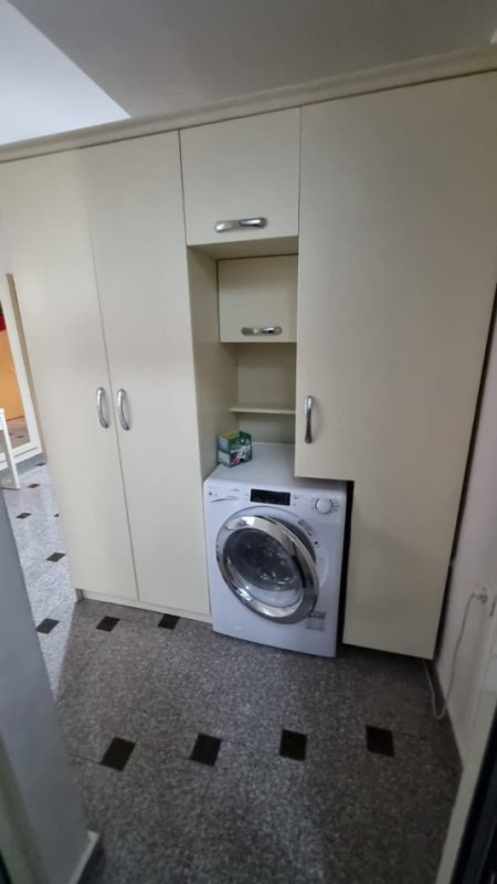 SHITET APARTAMENT 2+1 I MOBILUAR , MUNDESI BLERJE ME KREDI  TEK IRFAN TOMINI,  165.000 €uro