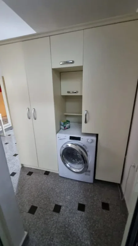SHITET APARTAMENT 2+1 I MOBILUAR , MUNDESI BLERJE ME KREDI  TEK IRFAN TOMINI,  165.000 €uro