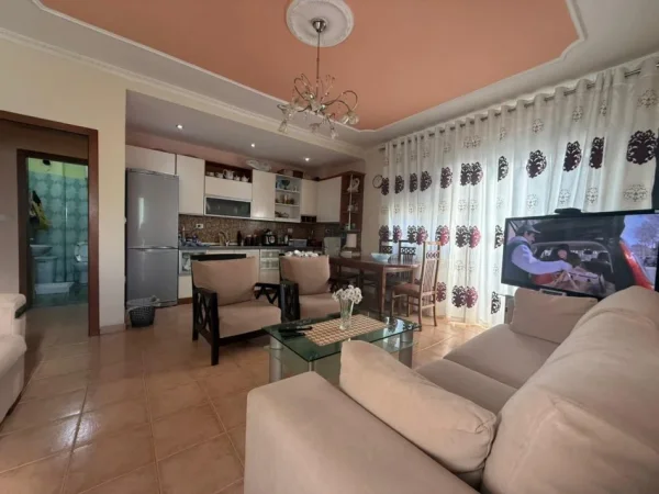 Tirane, shitet apartament 2+1+Aneks+Ballkon Kati 3, 105 m² 250.000 € 