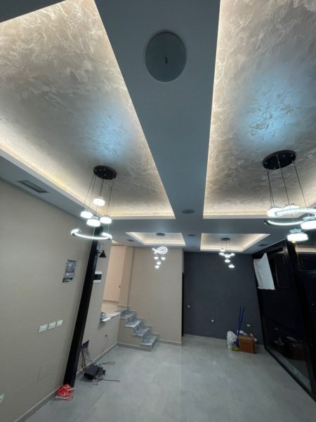 Tirane, shitet dyqan Kati 0, 65 m² 100.000 € (ALI DEMI)