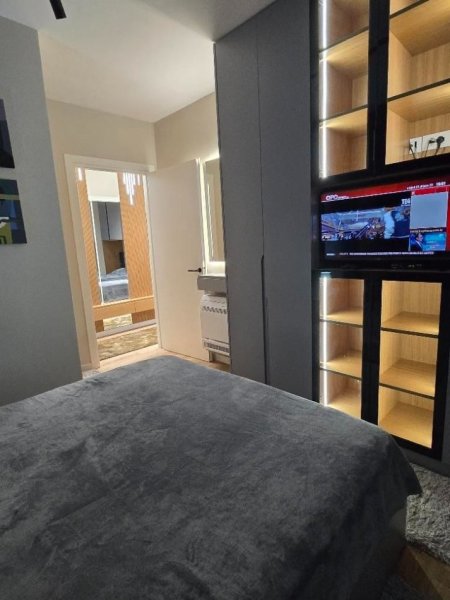 Tirane, jepet me qera apartament 2+1+Ballkon , 100 m² 1.100 € (Kodra e Diellit)