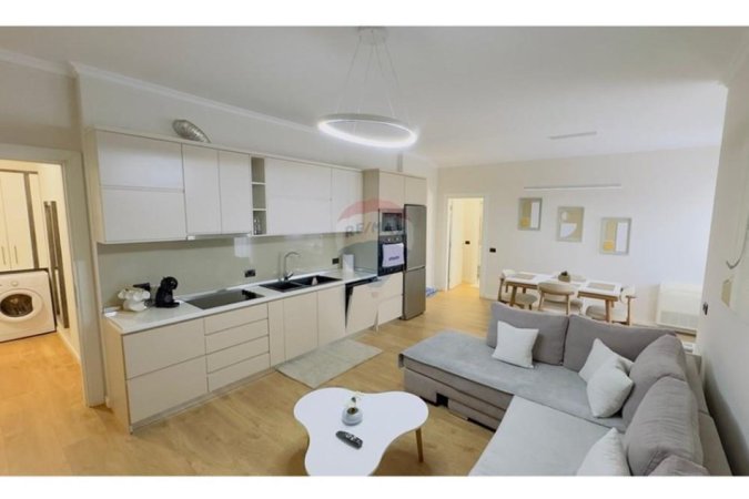 Shqiperi, jepet me qera apartament 1+1 Kati 1, 70 m² 1.000 € (rruga e kosovareve)