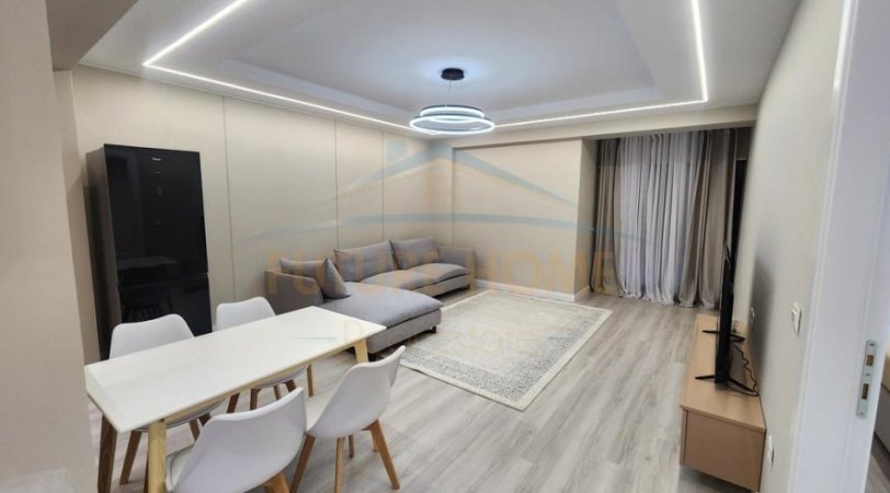 Tirane, jepet me qera apartament 1+1 Kati 1, 76 m² 600 € (Kodra e Diellit 2)