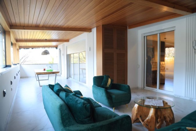 Tirane, jepet me qera apartament 1+1 Kati 2, 165 m² 1.800 € 