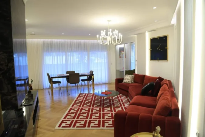 Tirane, jepet me qera apartament 1+1 Kati 2, 165 m² 1.800 € 