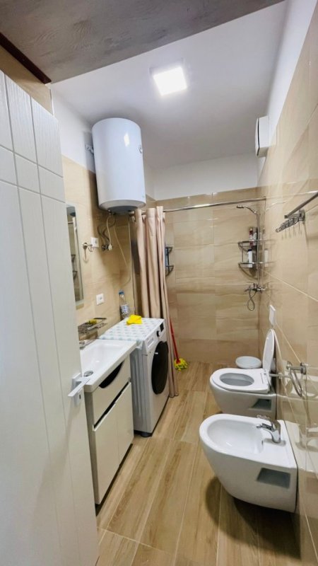 Tirane, jepet me qera apartament 1+1 Kati 3, 670 € 