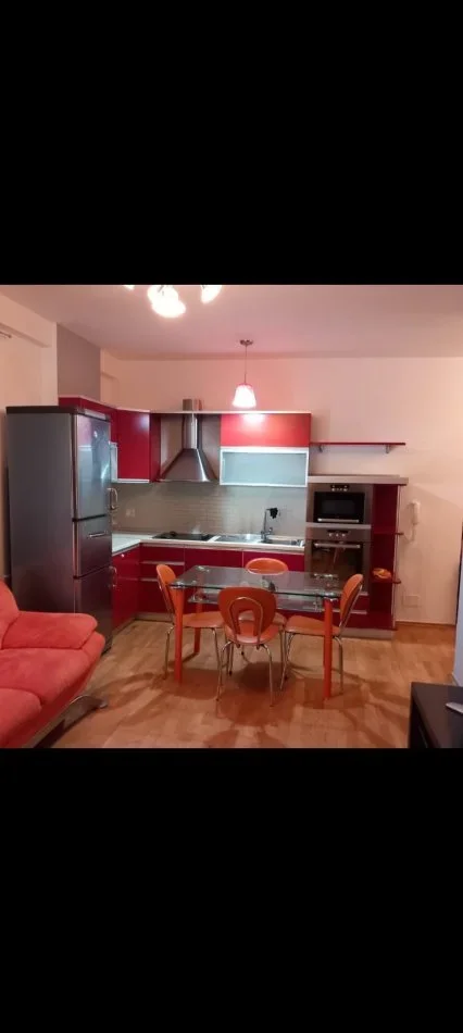 Tirane, jepet me qera apartament 1+1 Kati 4, 65 m² 600 € (21 dhjetori)