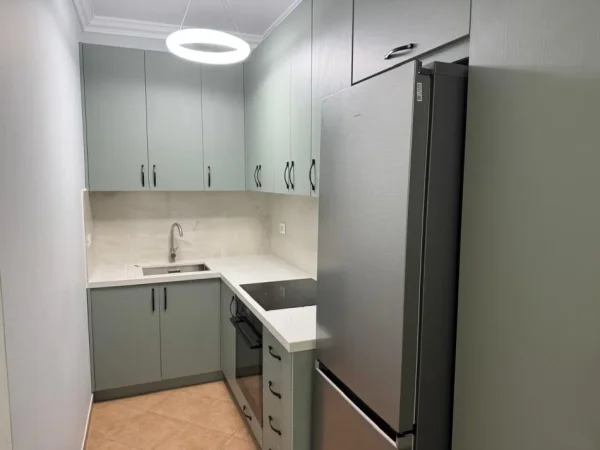Tirane, jepet me qera apartament 2+1 Kati 7, 80 m² 800 € (21 dhjetori)