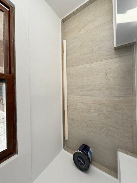 Tirane, shitet apartament 1+1 Kati 4, 59 m²