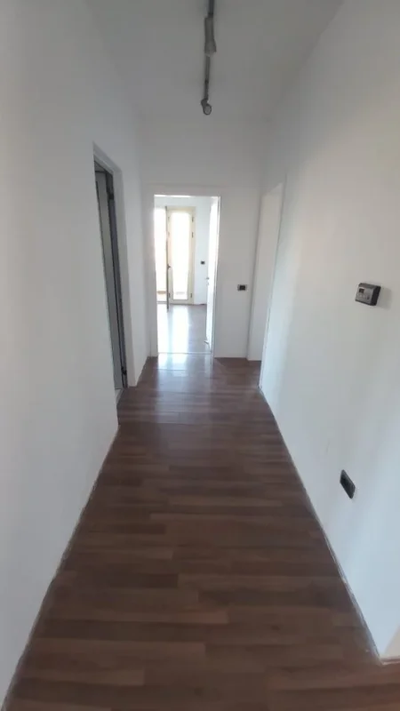 Tirane, shes apartament 2+1 Kati 4, 150 m² 345.000 € (Rruga Kristo Luarasi)