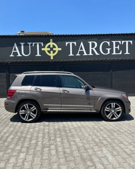 MERCEDES-BENZ GLK 250 BLUETEC Nafte, 185.000 km 11.500 €