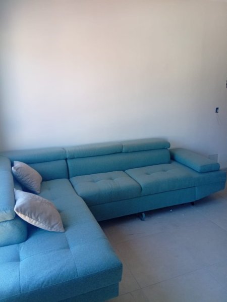 Jepet me Qera Apartament 1+1 ne 5 Maji,     400 €URO