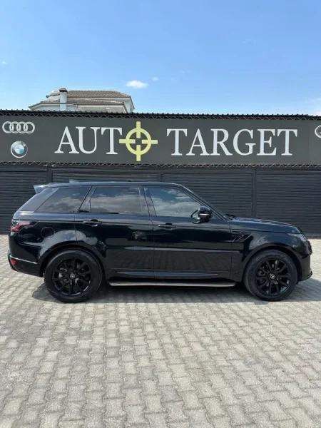 RANGE ROVER SPORT 3.0 HSE Nafte, 64.000 km 43.000 €