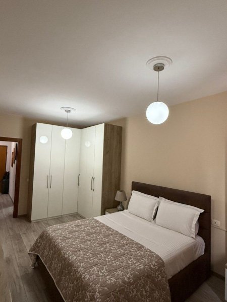 Tirane, jepet me qera apartament 1+1+Ballkon Kati 5, 74 m² 550 € (Don Bosko (Kompleksi Vizion Plus))