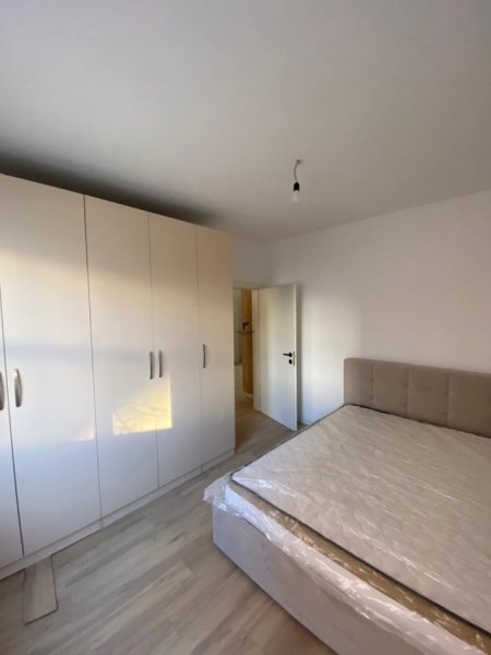 Tirane, jepet me qera apartament 2+1 Kati 2, 80 m² 650 € (5 MAJI)