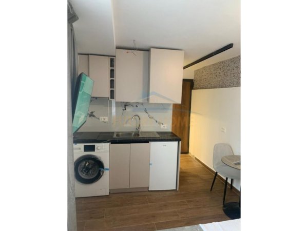 Tirane, shitet apartament Kati 4, 74 m² 324.000 €