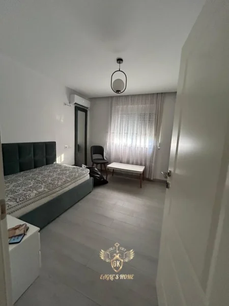 Durres, shes apartament 3+1+Aneks Kati 3, 12.000.000 € (vala park)