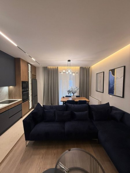 Tirane, jepet me qera apartament 2+1 Kati 6, 100 m² 1.400 € (Qender, GALERIA)