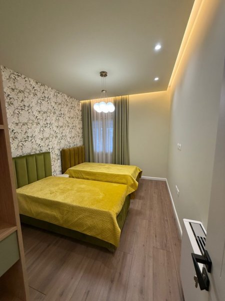 Tirane, jepet me qera apartament 2+1 Kati 6, 100 m² 1.400 € (Qender, GALERIA)