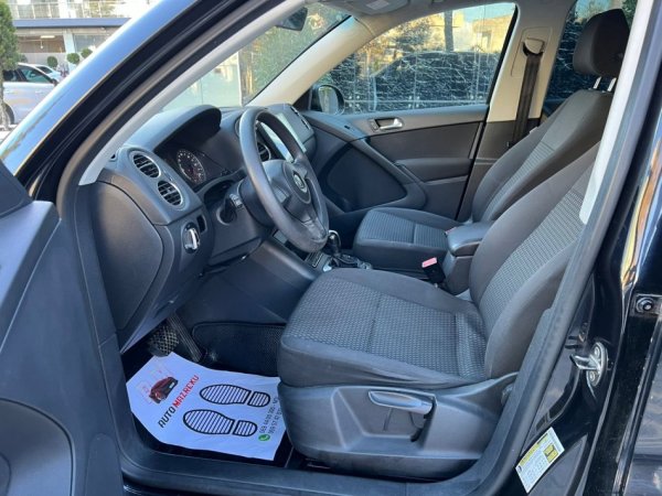 Fier, shes makine VW Tiguan-2.0 Benzine-4MOTION-AUTOMATIK 5200 EURO-I PERSHTASHEM PER GAZ 100%-069 44 00 305 Benzin, e zeze automatik Klima 148.000 km 5.200 €