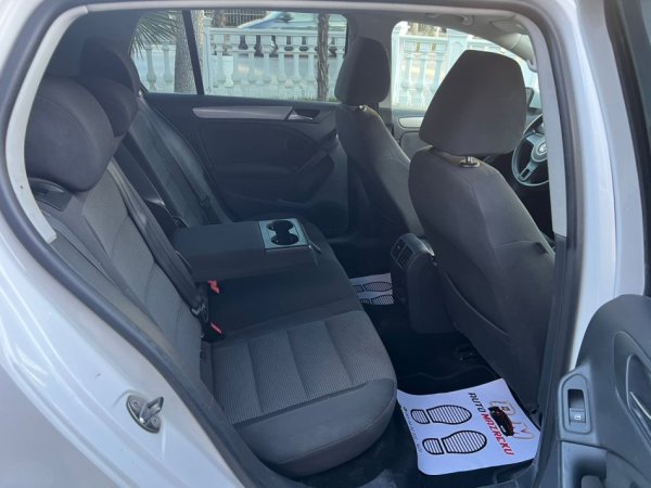 Fier, shes makine VW Golf 6-2.5 Benzin Gaz-2011-MANUAL-SUPER EKONOMIK 4500 EURO-069 44 00 305-LETRAT SAPO PAGUARA Benzin+Gaz, e bardhë manuale Klima 280.000 km 4.500 €