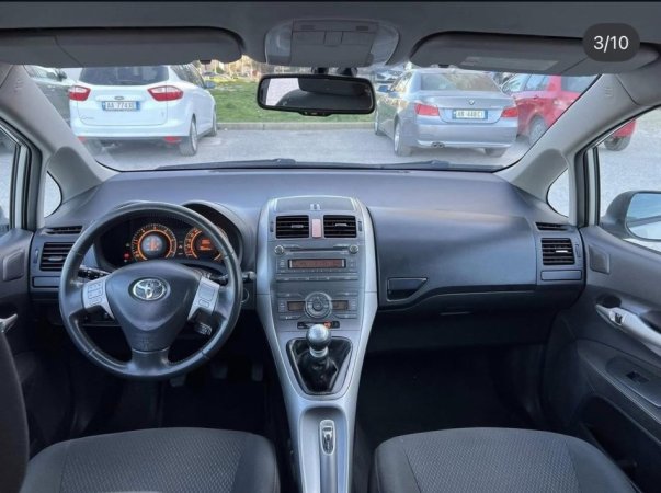 Fier, shes makine TOYOTA AURIS-1.4 Diesel-MANUAL-LETRA PAGUARA SUPER EKONOMIKE-3300 EURO-069 44 00 305--NUK NDERROHET Nafte, gri metalizato manuale Kondicioner 225.000 km 3.300 €