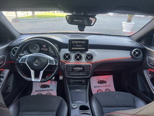 Fier, shes makine OKAZION-9500 EURO-ME LEKE-MERCEDES CLA220d DIESEL-LOOK AMG/// PANORAMA-AUTOMATIK-069 44 00 305-MUNDESI NDERRIMI-ME NDERRIM 12 EURO Nafte, e kuqe Klima 204.000 km 9.500 €