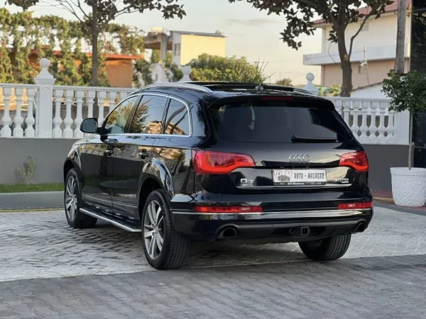 Fier, shes makine OKAZION-8500 EURO ME LEKE-AUDI Q7-3.0 DIESEL TDI-PANORAMA 7 VENDSHE-FULL OPTIONS-MUNDESI NDERRIMI-ME NDERRIM 10 EURO-069 44 00 305 Nafte, e zeze automatik Klima 275.000 km 8.500 €
