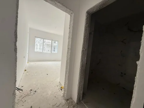 Tirane, shitet apartament 1+1 Kati 3, 1 m² 89.000 € 