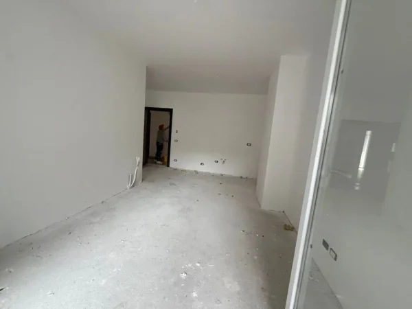 Tirane, shitet apartament 1+1 Kati 3, 1 m² 89.000 € 