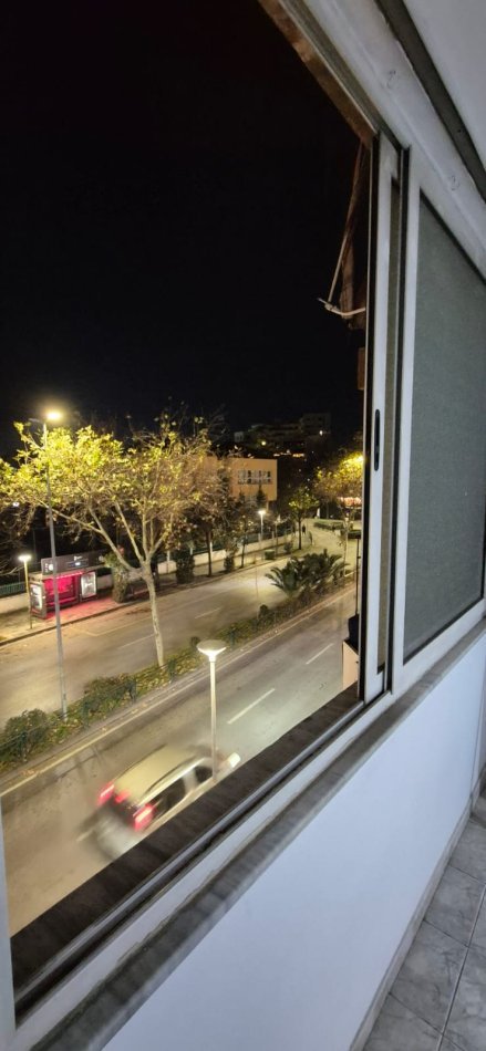 Tirane, jepet me qera apartament Kati 2, 35 m² 430 € (Rruga Sulejman Delvina)