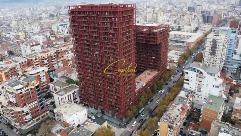 Tirane, jepet me qera zyre Kati 4, 117 m² 1200 € ( Garden Building )