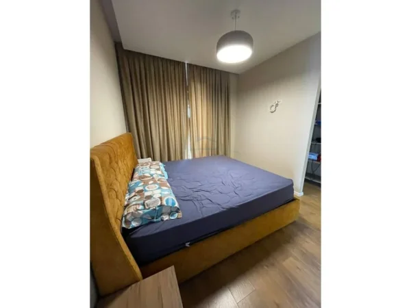 Tirane, jepet me qera apartament 2+1 Kati 5, 110 m² 1.000 € (Rruga Bardhyl)