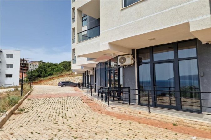 Vlore - Lungomare, shitet apartament 1+1 Kati 4, 60 m² 135.000 € (Rruga Dhimitër Konomi, Vlore)