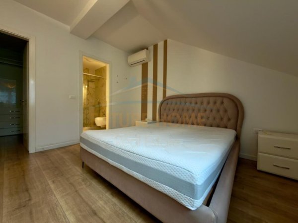 Tirane, jepet me qera apartament 3+1+Ballkon Kati 2, 155 m² 1.400 € (Long Hill Residence)