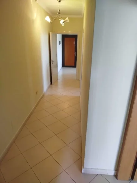 Durres, shes apartament 2+1 Kati 9, 108 m² 225.000 € (Rruga Aleksander Goga)