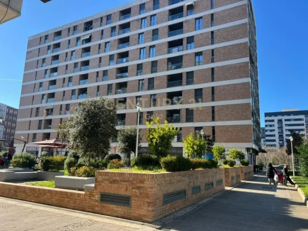 Tirane, jepet me qera ambjent biznesi Kati 0, 90 m² 1.190 € 