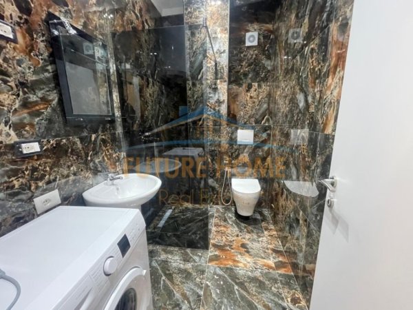 Tirane, jepet me qera apartament 2+1+Ballkon Kati 5, 130 m² 1.000 € (Rruga Riza Cerova, Tiranë)