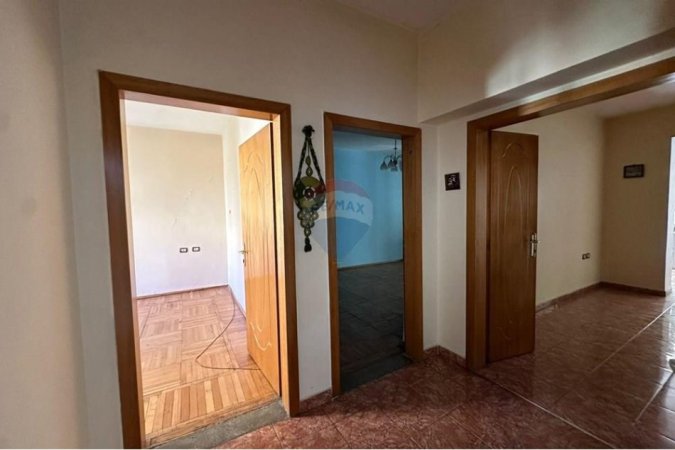 Tirane, shitet apartament 2+1 , 100 m² 269.000 € (Myslym Shyri)