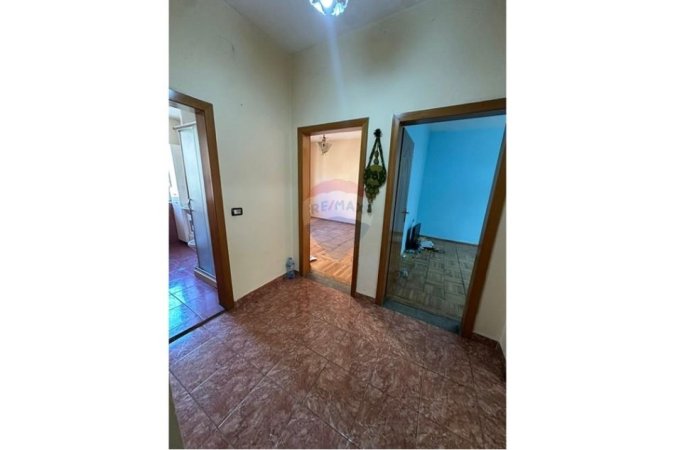 Tirane, shitet apartament 2+1 , 100 m² 269.000 € (Myslym Shyri)