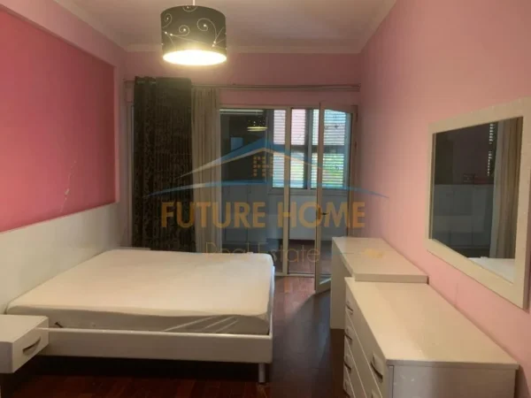 Tirane, shitet apartament 2+1+Ballkon Kati 1, 124 m² 410.000 € (Marco Bocari)