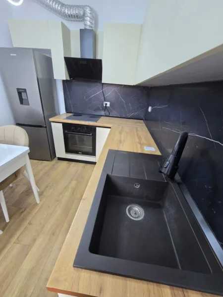 Tirane, shitet apartament 2+1 , 78 m² 160.000 € (Pranë Fiori di Bosko)