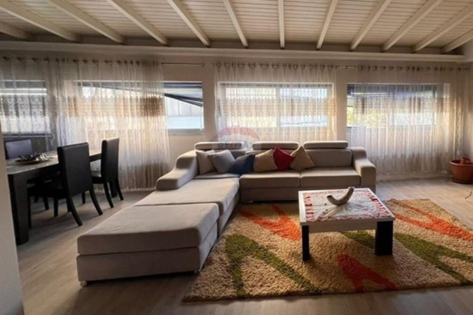 Tirane, shitet apartament 2+1 Kati 1, 105 m² 247.000 € (Rruga e Kavajes)