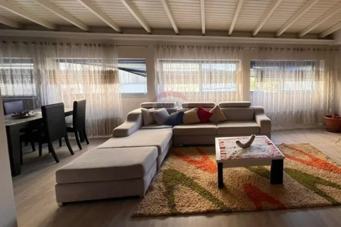 Tirane, shitet apartament 2+1 Kati 1, 105 m² 247.000 € (Rruga e Kavajes)
